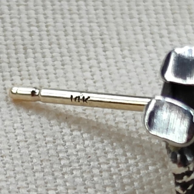 クロムハーツ フォティハリスティータースタッドピアス 正規品 クロムハーツ フォティハリスティータースタッドピアス 正規品