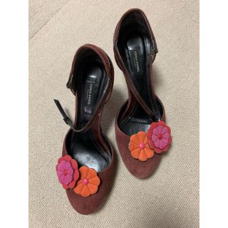 ソニアリキエル(SONIA RYKIEL)のSONIA RYKIEL ソニアリキエル　お花モチーフスェードパンプス(ハイヒール/パンプス)