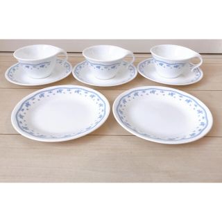 コレール(CORELLE)のコレール ティーカップ ソーサー ケーキ皿 モーニングブルー 小花柄 食器 (食器)