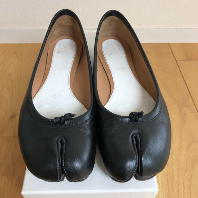 Maison Martin Margiela(マルタンマルジェラ)のマルジェラ足袋バレエシューズ　　タビ　tabi レディースの靴/シューズ(バレエシューズ)の商品写真