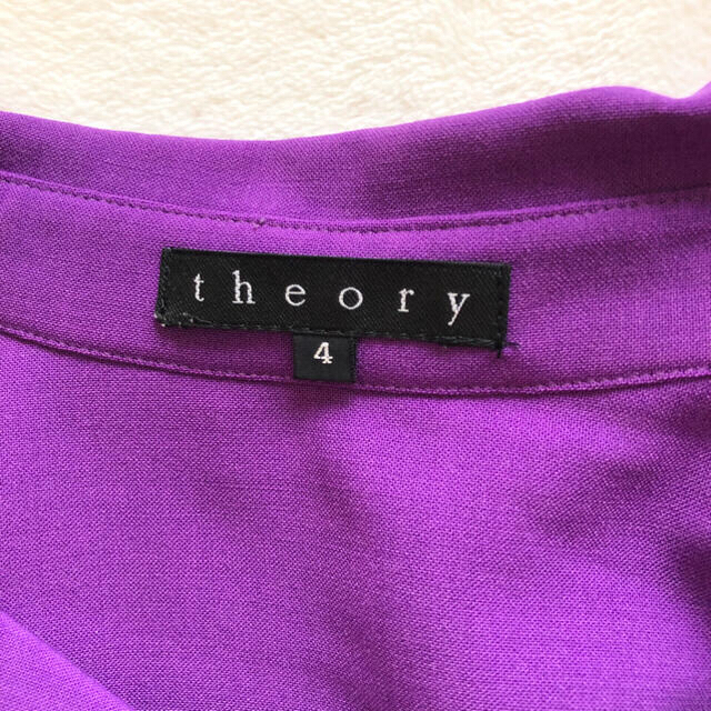 theory(セオリー)の【未使用品】theory セオリー 7分袖 ブラウス シャツ 4 紫 パープル レディースのトップス(シャツ/ブラウス(長袖/七分))の商品写真