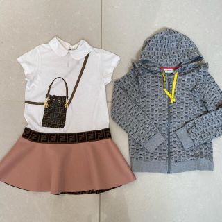 フェンディ(FENDI)の【専用】フェンディキッズ☆2点セット☆size7、8(ワンピース)