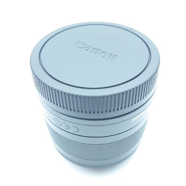 Canon(キヤノン)の新品 保証 Canon マクロレンズ EF-M28mm F3.5 IS STM  スマホ/家電/カメラのカメラ(レンズ(単焦点))の商品写真