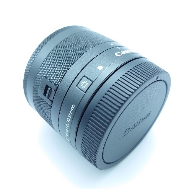 Canon(キヤノン)の新品 保証 Canon マクロレンズ EF-M28mm F3.5 IS STM  スマホ/家電/カメラのカメラ(レンズ(単焦点))の商品写真