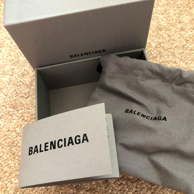 Balenciaga - バレンシアガ 箱、保存袋、ショップカード付きの通販 by ...