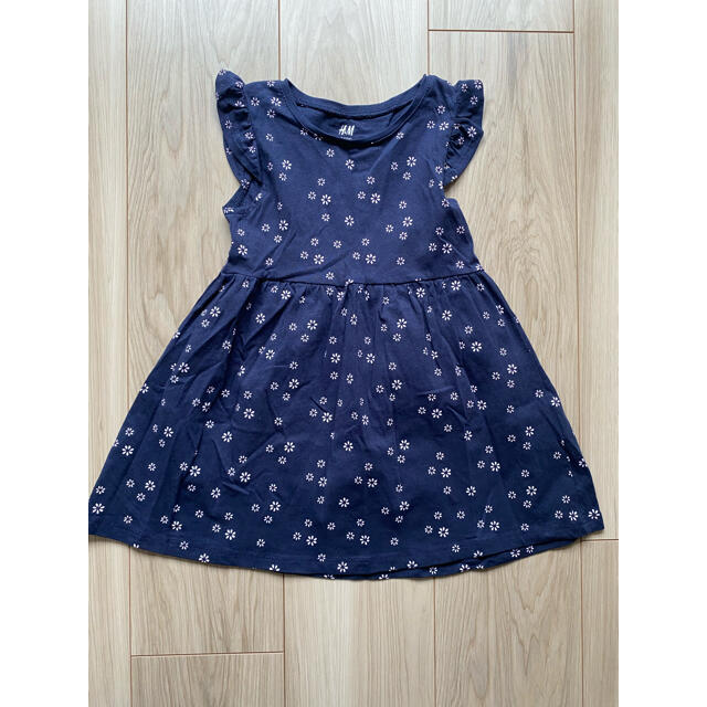 H&M(エイチアンドエム)の子供服 Aライン ワンピース まとめ売り 女の子 92cm H&M キッズ/ベビー/マタニティのキッズ服女の子用(90cm~)(ワンピース)の商品写真