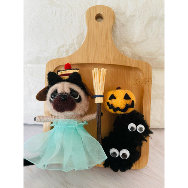 羊毛フェルト　動物ぽんぽん　パグ　ハロウィン★ハンドメイド★ぬいぐるみ/人形