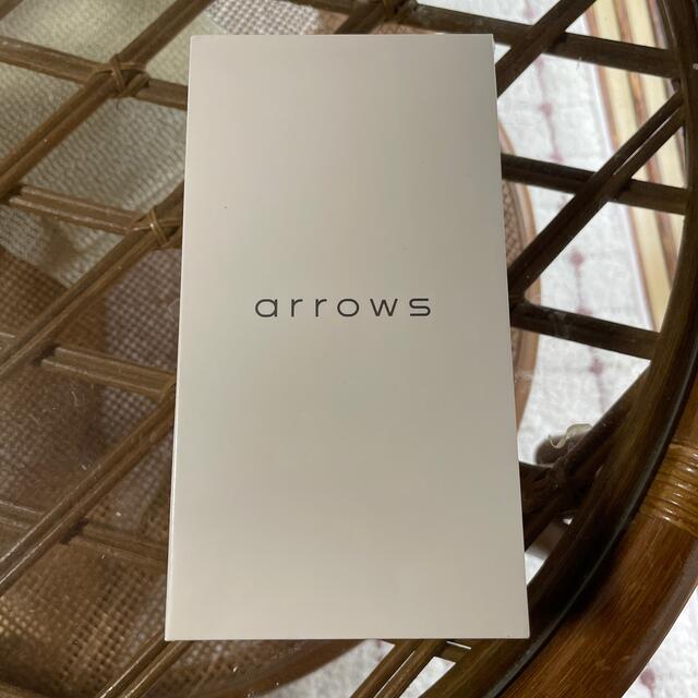 富士通(フジツウ)の富士通 arrows hello AT01 マルチ通訳機 ATMD01002 墨 スマホ/家電/カメラのスマホアクセサリー(その他)の商品写真