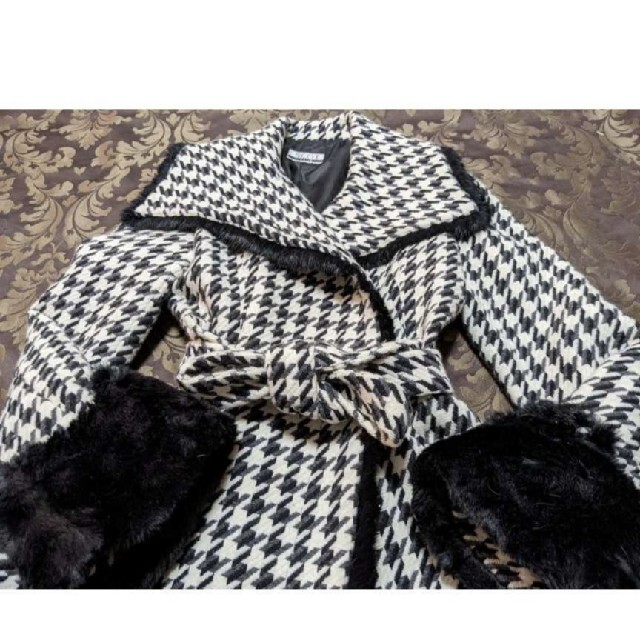 axes femme(アクシーズファム)のSCOT CLUB❤axes femme❤夢展望❤白×黒❤チェックっぽい❤コート レディースのジャケット/アウター(ロングコート)の商品写真
