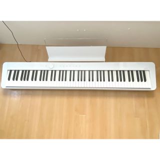 カシオ(CASIO)のCasio Privia PX-S1000WE 88鍵盤(電子ピアノ)