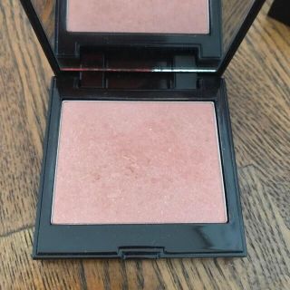 ローラメルシエ(laura mercier)のほぼ未使用 ローラメルシエ　ブラッシュカラーインフュージョン　05(チーク)