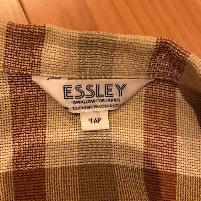 ESSLEY エンボスアートポリジャケット