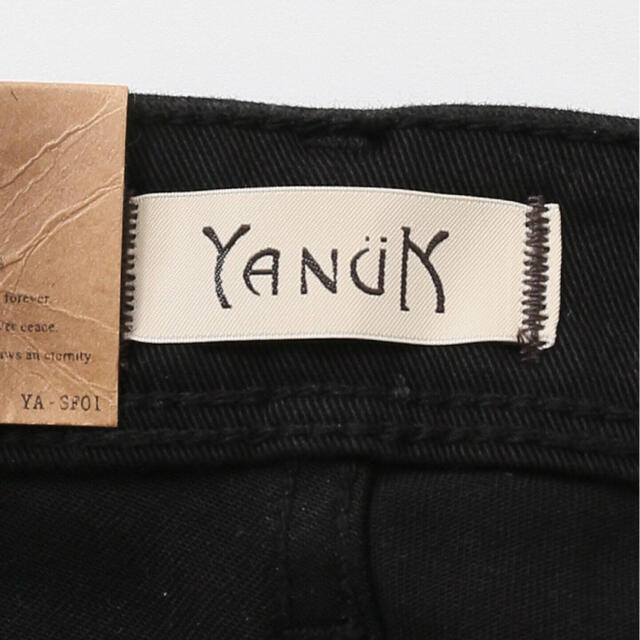 YANUK(ヤヌーク)のヤヌーク　パトリシア　スキニー　ブラック　 レディースのパンツ(デニム/ジーンズ)の商品写真