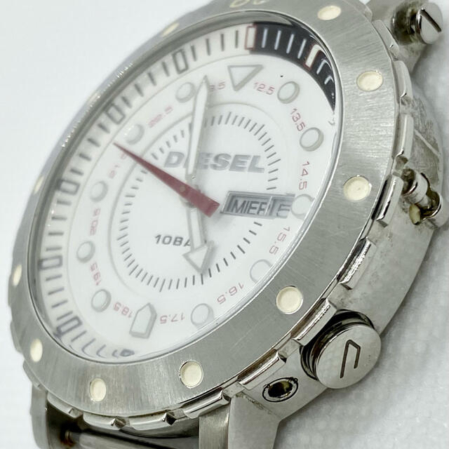 DIESEL(ディーゼル)の【ジャンク品】DIESEL ディーゼル 腕時計 時計 ウォッチ（電池切れ） メンズの時計(腕時計(アナログ))の商品写真