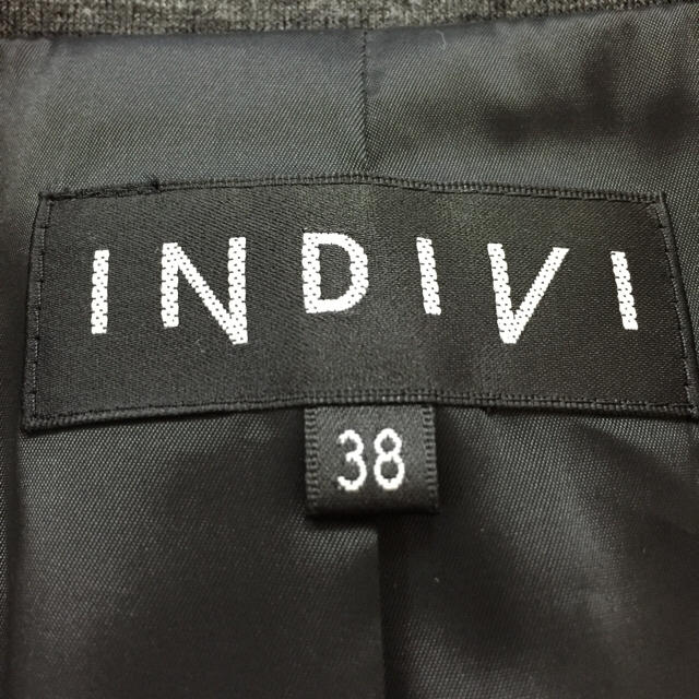 INDIVI(インディヴィ)のINDIVIバイカラージャケット レディースのジャケット/アウター(テーラードジャケット)の商品写真