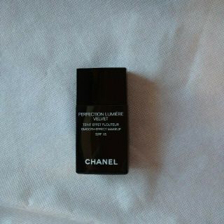 シャネル(CHANEL)の未使用　CHANEL ペルフェクシオンルミエール ヴェルヴェット ベージュロゼ(ファンデーション)