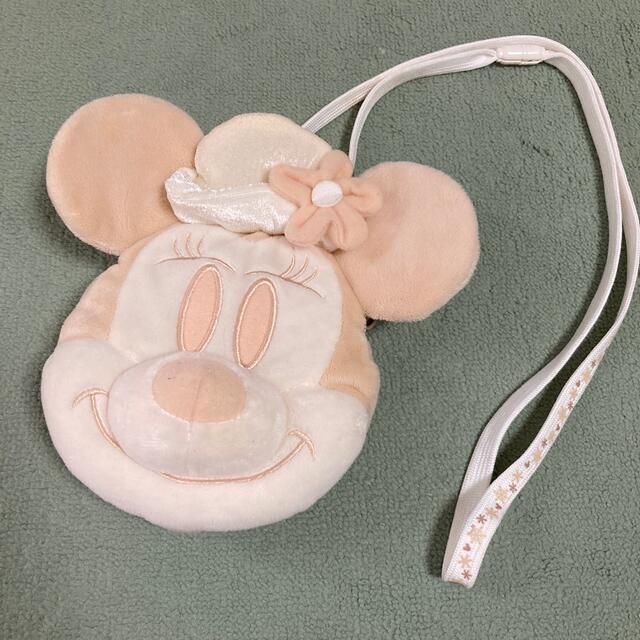 Disney(ディズニー)のミニーパスケース エンタメ/ホビーのおもちゃ/ぬいぐるみ(キャラクターグッズ)の商品写真