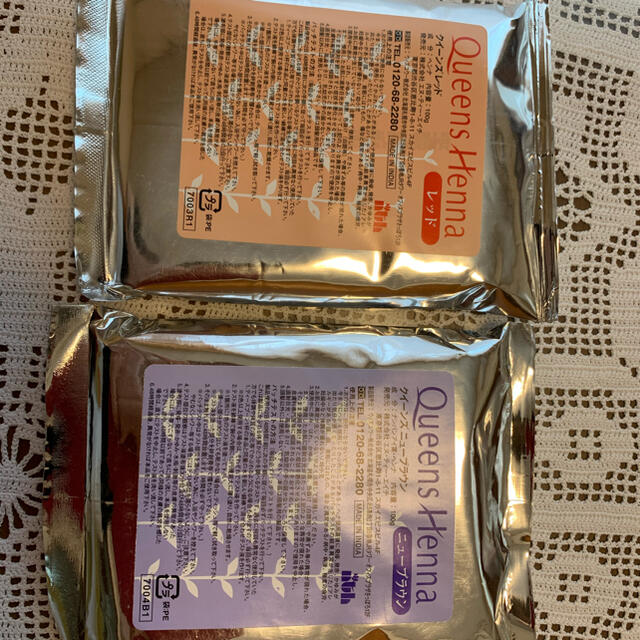 HENNA ニューブラウン&レッド クイーンズヘナ・QUEENS 引っ付く HENNA ニューブラウン&レッド クイーンズヘナ・QUEENS 引っ付く
