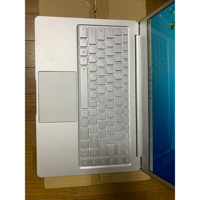 美品　EZbook X4 14インチノートパソコン