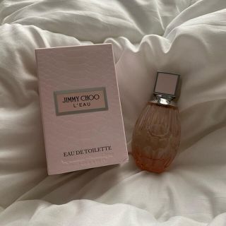 ジミーチュウ(JIMMY CHOO)のジミーチュウ ロー オードトワレ 40ml(香水(女性用))