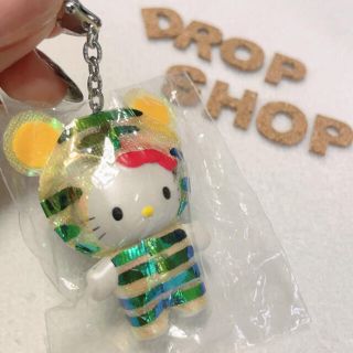 サンリオ(サンリオ)の𓊆 未使用品 🐯トラ キティ キーホルダー 𓊇 (キーホルダー)