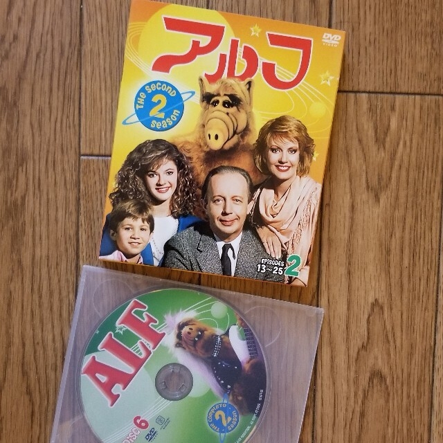 アルフ　DVD　全13話3枚組 エンタメ/ホビーのDVD/ブルーレイ(TVドラマ)の商品写真