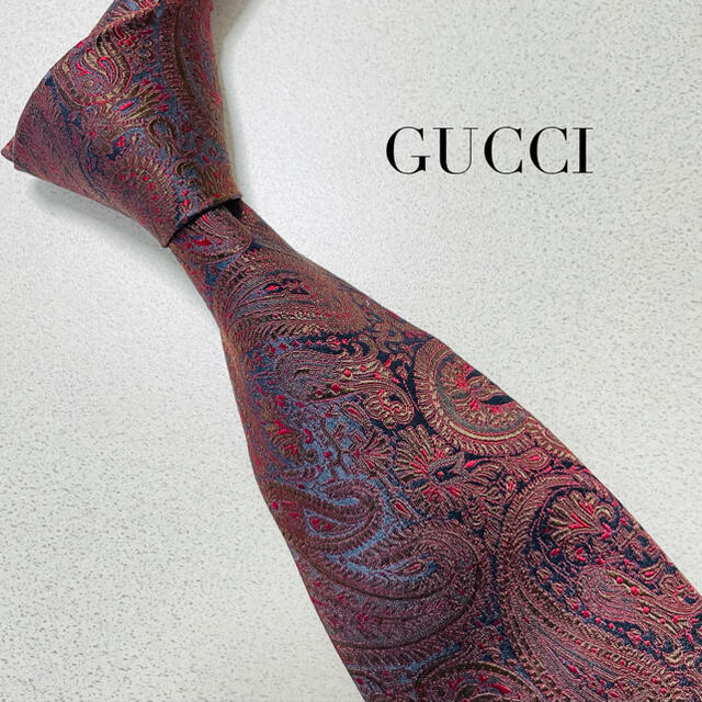 Gucci(グッチ)の美品　GUCCI グッチ　ネクタイ　ペイズリー　光沢 メンズのファッション小物(ネクタイ)の商品写真