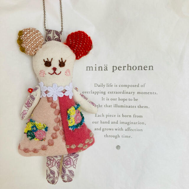 mina perhonen(ミナペルホネン)のミナペルホネン　クマちゃんチャーム♡ ハンドメイドのファッション小物(バッグチャーム)の商品写真