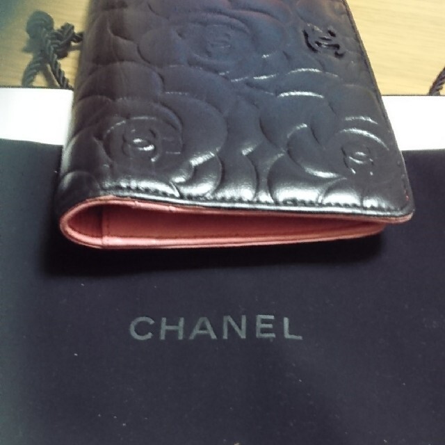 CHANEL(シャネル)のシャネル 折り財布 カメリア レディースのファッション小物(財布)の商品写真