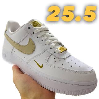 ナイキ(NIKE)のNIKE AIR FORCE 1 07 エアフォース1 エッセンシャル　25.5(スニーカー)