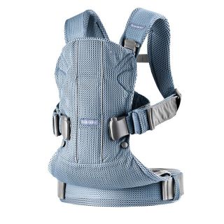 ベビービョルン(BABYBJORN)のベビービョルン　one kai air 抱っこ紐　スレートブルー　スタイ付き(抱っこひも/おんぶひも)