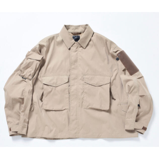 1LDK SELECT(ワンエルディーケーセレクト)の新品未使用タグ付き別注DAIWA PIER39 MIL FIELD JACKET メンズのジャケット/アウター(ミリタリージャケット)の商品写真