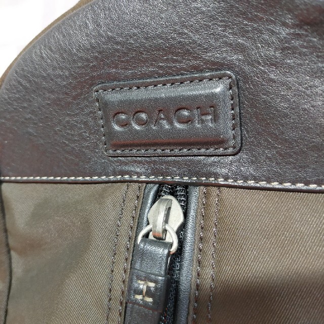 COACH(コーチ)の【新品同様】コーチ COACH ボディーバッグ 茶 ブラウン 黒 585 メンズのバッグ(ボディーバッグ)の商品写真