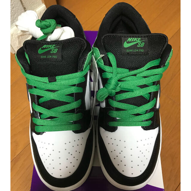 NIKE(ナイキ)の国内正規品　NIKE SB DUNK LOW PRO Classic Green メンズの靴/シューズ(スニーカー)の商品写真