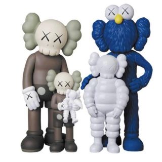 メディコムトイ(MEDICOM TOY)の#1 KAWS FAMILY BROWN/BLUE/WHITE (その他)