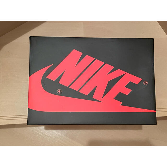 NIKE(ナイキ)のNIKE AIR JORDAN 1 LOW OG NEUTRAL GREY メンズの靴/シューズ(スニーカー)の商品写真