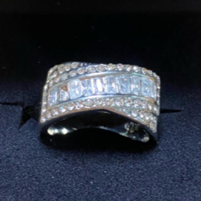 ゴージャス CG ダイヤモンドリング レディースのアクセサリー(リング(指輪))の商品写真