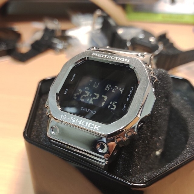 DW5600 metalband