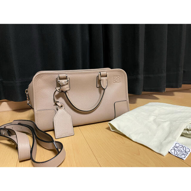 LOEWE - 【極美品】ロエベ アマソナ28 サンド 現行品の通販 by More
