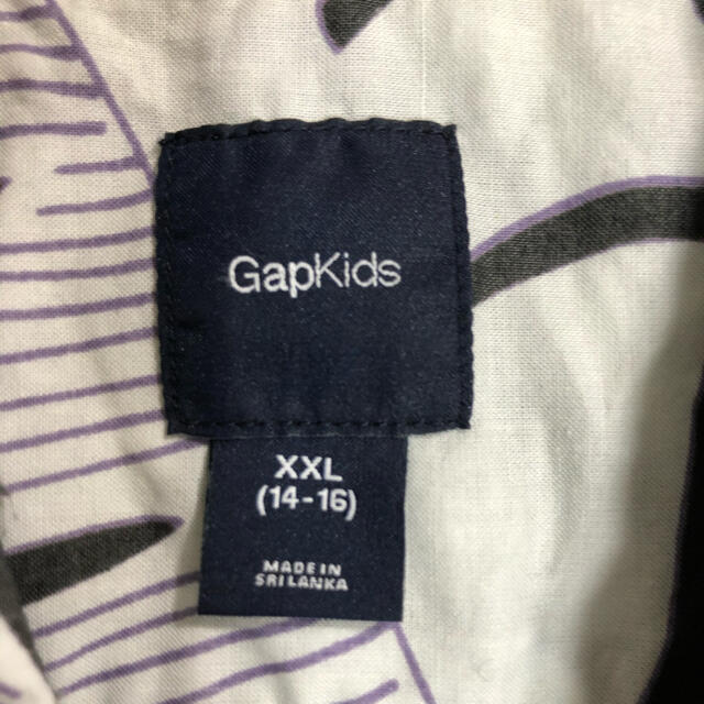 GAP Kids(ギャップキッズ)のギャップキッズ　シャツ　XXL（155〜160cm） キッズ/ベビー/マタニティのキッズ服男の子用(90cm~)(Tシャツ/カットソー)の商品写真