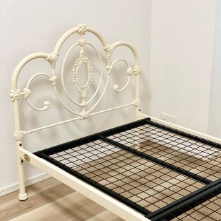 ローラアシュレイ ベッド/マットレスの通販 38点 | LAURA ASHLEYの ローラアシュレイ ベッド/マットレスの通販 38点 | LAURA ASHLEYの