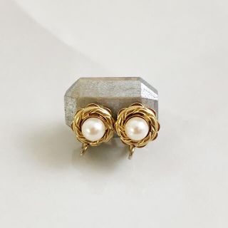 Vintage ＊ petit frame pearl earring(イヤリング)