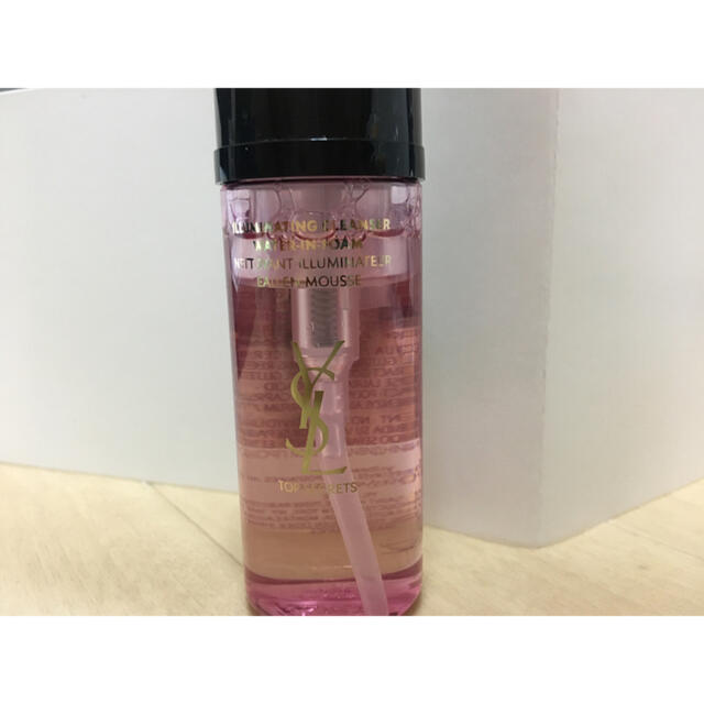 Yves Saint Laurent Beaute(イヴサンローランボーテ)のYSLトップシークレットイルミネイティングクレンザー コスメ/美容のスキンケア/基礎化粧品(洗顔料)の商品写真