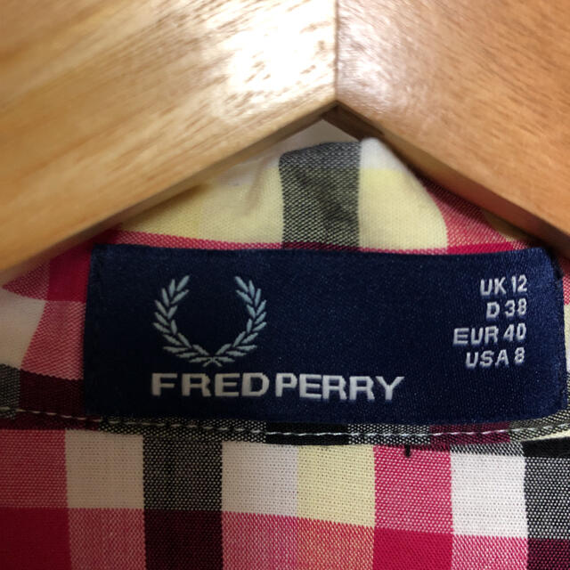 FRED PERRY(フレッドペリー)のえこ様専用　FRED PERRY フレッドペリー チェック シャツ ワンピ レディースのワンピース(ひざ丈ワンピース)の商品写真