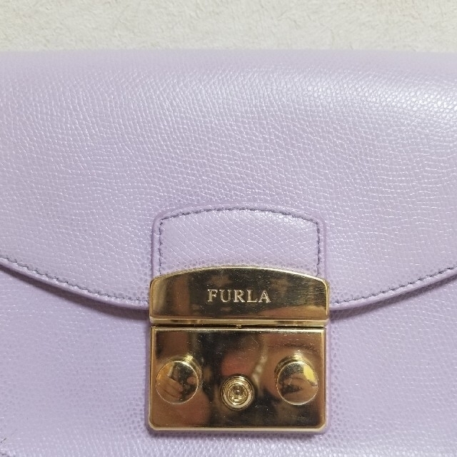 Furla(フルラ)のFURLA　完売カラー　パープル　メトロポリスシリーズ レディースのバッグ(ショルダーバッグ)の商品写真