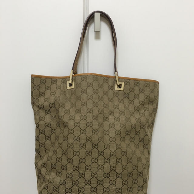 Gucci(グッチ)の最終値下げ　GUCCI グッチ キャンバストートバッグ　 GG柄 レディースのバッグ(トートバッグ)の商品写真