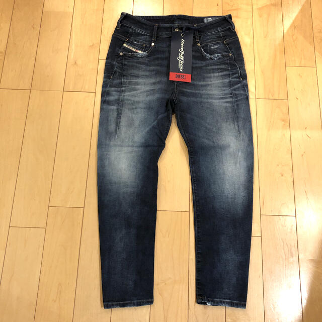 DIESEL(ディーゼル)のDIESEL jogg jeans ジョグデニム fayza 27インチ 新品 レディースのパンツ(デニム/ジーンズ)の商品写真