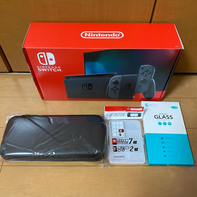 ニンテンドースイッチ　Nintendo switch 　ケース＆保護フィルム付き