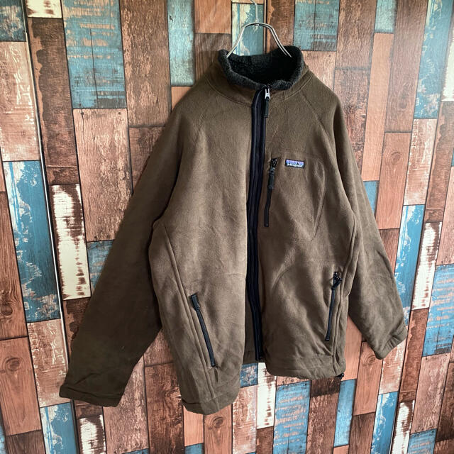 patagonia(パタゴニア)のパタゴニア　茶色フリース　ボアジャケット　古着女子　クラシック　アウター メンズのジャケット/アウター(ブルゾン)の商品写真