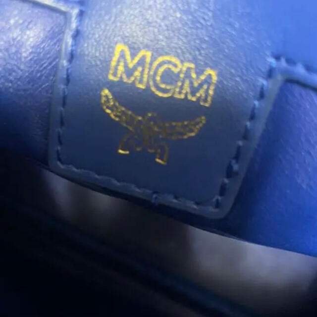 MCM(エムシーエム)のMCM 白 リュック  レディースのバッグ(リュック/バックパック)の商品写真